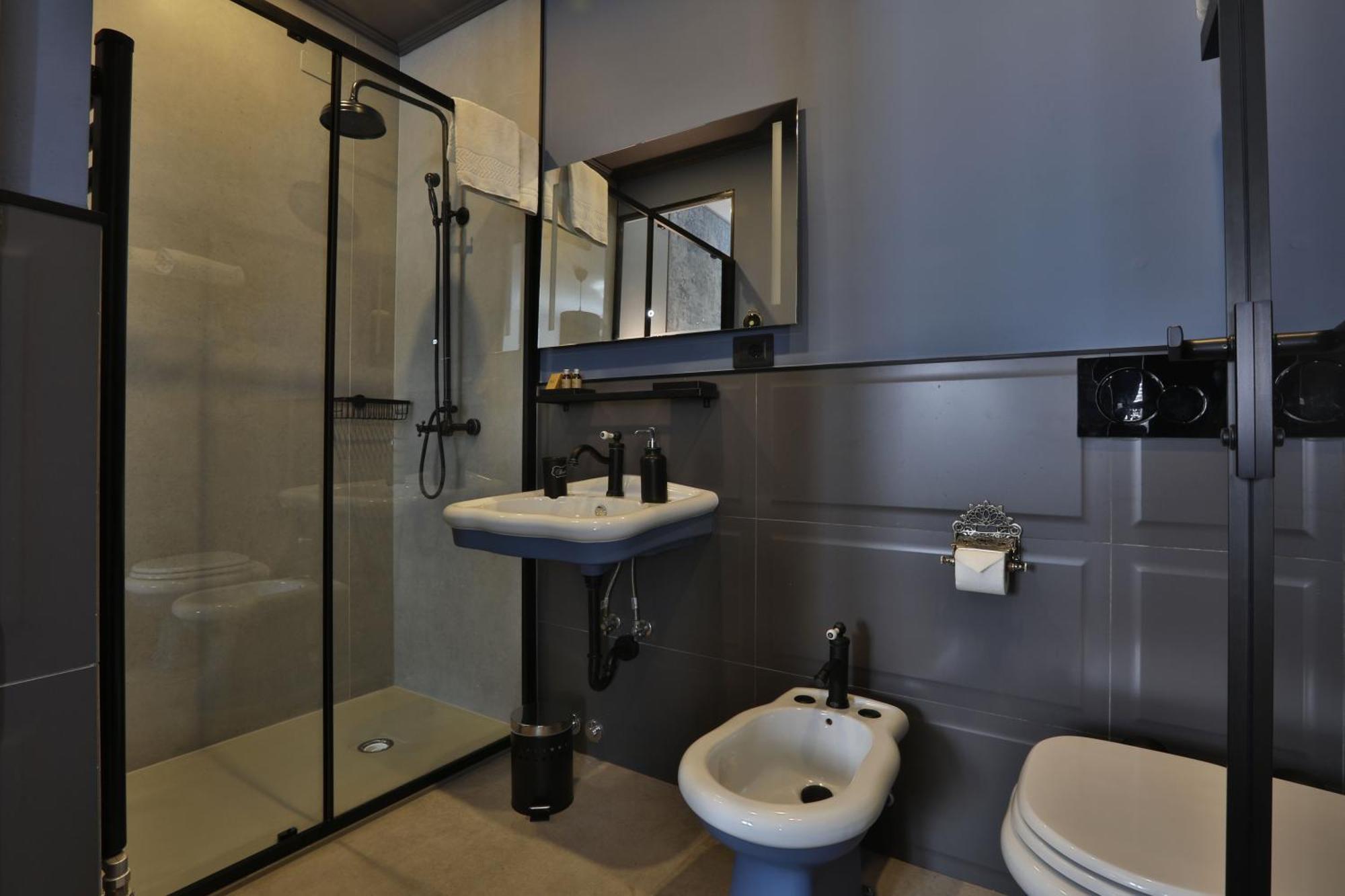 Forvm Bijoux Rooms Trieste Bagian luar foto